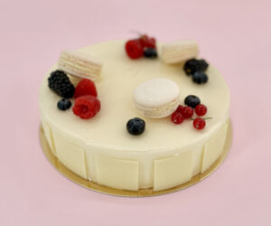 Mousse-Torte aus weißer Schokolade