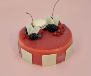 Himbeer-Rosen-Torte (kein Postversand möglich)